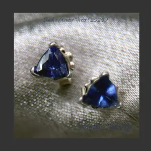 Frosted Vision Blue Tanzanite Trilliant Stud Earrings 1.0ct – Sterling Silver | Skadi Winter Frost Collection