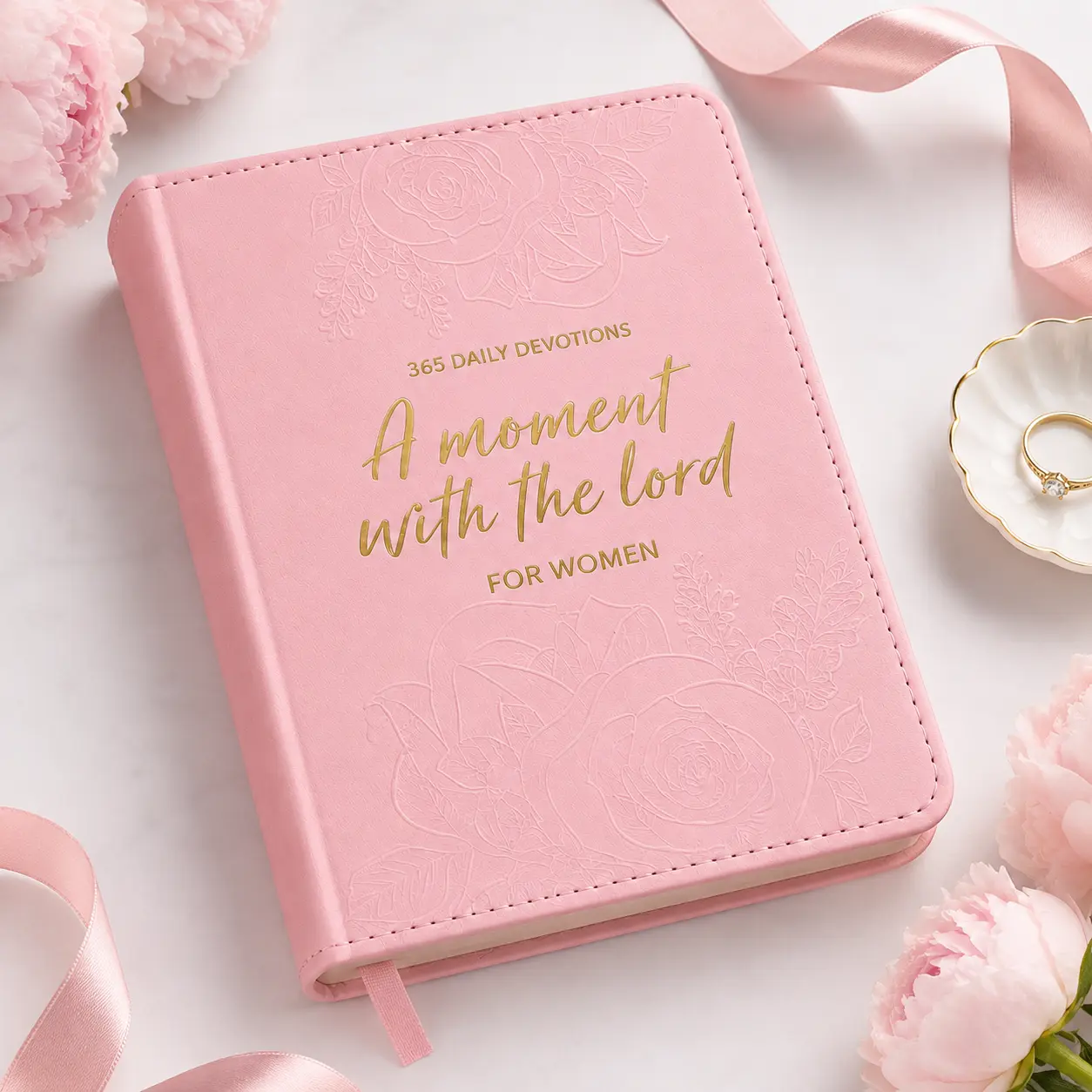 One Minute with God for Women, 365-Day Devotional Bible, Full Color Edition with Embossed Faux Leather Hardcover, Women’s Bible Study Book with Prayer Reflections, Faith Growth Gift for Her,Spiritual Encouragement