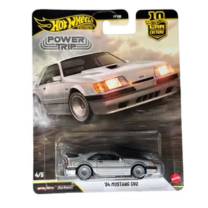 Hot Wheels Premium ‘84 Mustang SVO Silver 4/5