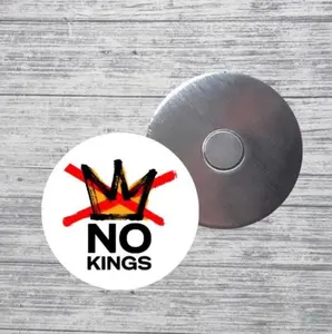 No Kings Round Magnet – Anti Crown Statement Fridge Magnet