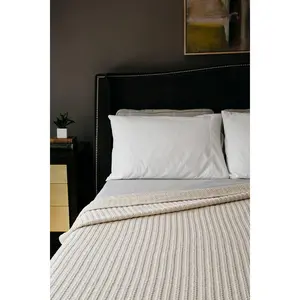 Cable Knit Blankets