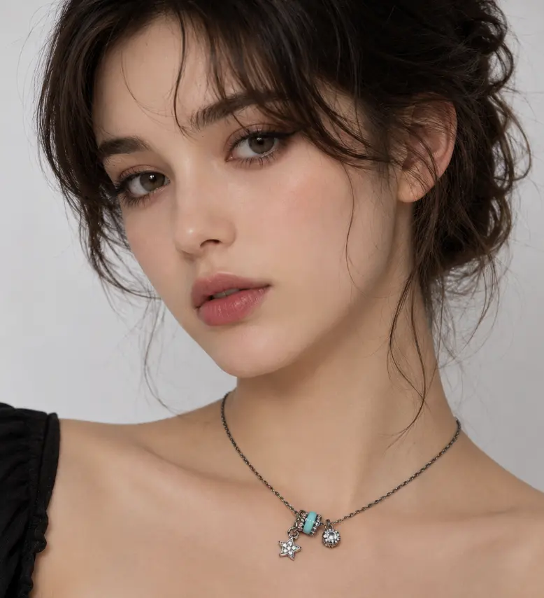 Women's Minimalist Layered Star Charm Necklace - 90s Chic Design, Bling Effect, Adjustable Chain, Female Casual Chain Jewelry Necklaces, Easy to Style Costume Fashion Accessory