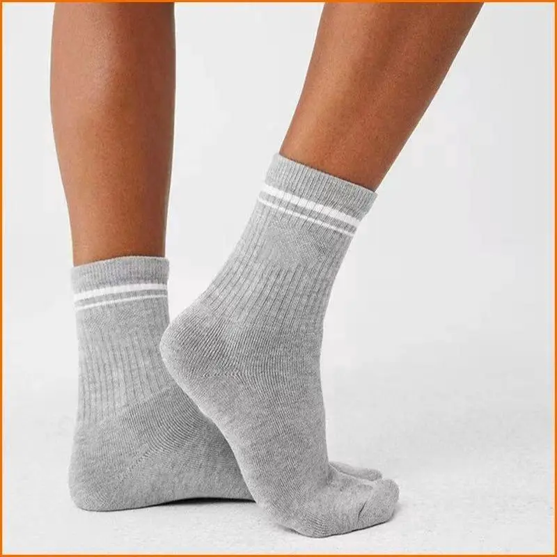 Odyssey 2026 Autumn Winter Cotton Socks Letter Printed Yoga Running Sports Round Socks Individually Packaged Moisture-wicking Warmth Casual Fitness Sports Socks One Size