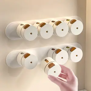 Magnetic Spice Jars Set Plastic Spice Tins Seasoning Pepper Spice Storage Jars Tins Pepper Seasoning Sprays Kitchen Supplies