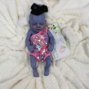 10-inch mini reborn doll. The soft vinyl alien girl doll has a realistic touch. The cute face sleeps with eyes closed. The shape adds a touch of realism, making it an ideal playmate for children. Great for imaginative play