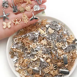 Random Mixed Color Charms Pendants, Fashionable Jewelry Making Accessories for Bracelet & Necklace & Earrings, DIY Jewelry Making Supplies, Heart Shaped Pendant