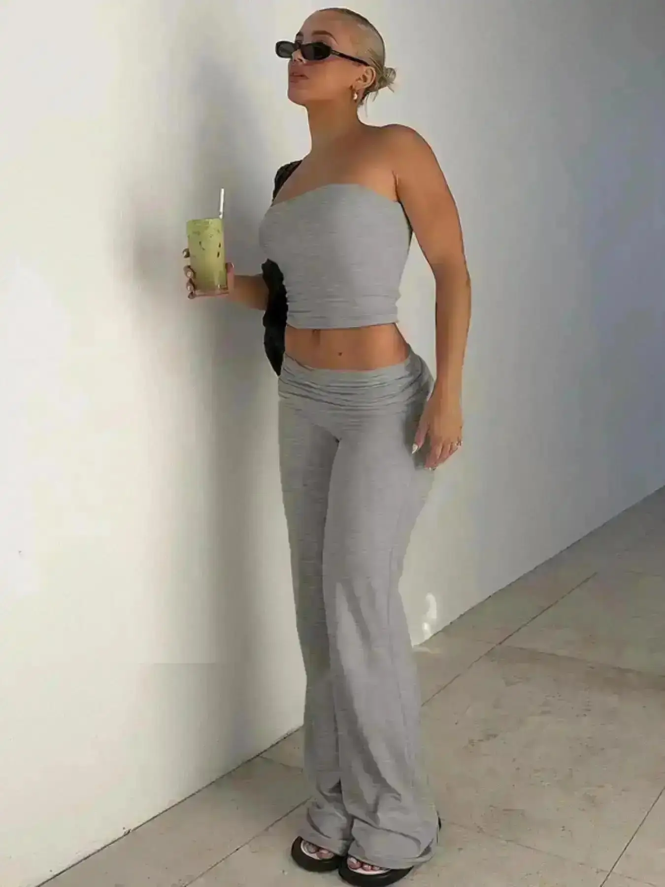Sexy Night Out Set, Set Solid Crop Tube Top & Foldover Waist Flare Leg Pants Casual Fashion Cozy Outfits for Daily Outdoor Summer Y2K Going Out, Vacation Wear, Comfy, Elevated Basics, Holiday, Lightweight