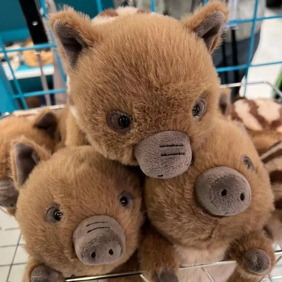 15cm Realistic Brown Pig Plush Toy - Cute Stuffed Plushies, Soft Pig Doll, Birthday Gift for Animal Lovers, Brown Pig Plushies Cute Brown Pig Doll