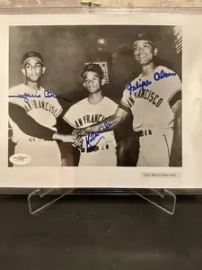 JSA Authenticated San Francisco Giants The Alou Brothers Jesus Mateo Felipe Alou autographed photo
