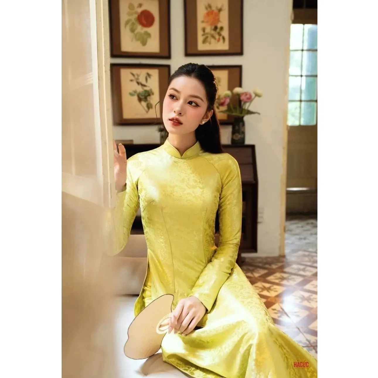 Elegant Brocade Ao Dai Set – Traditional Vietnamese Heritage Tunic