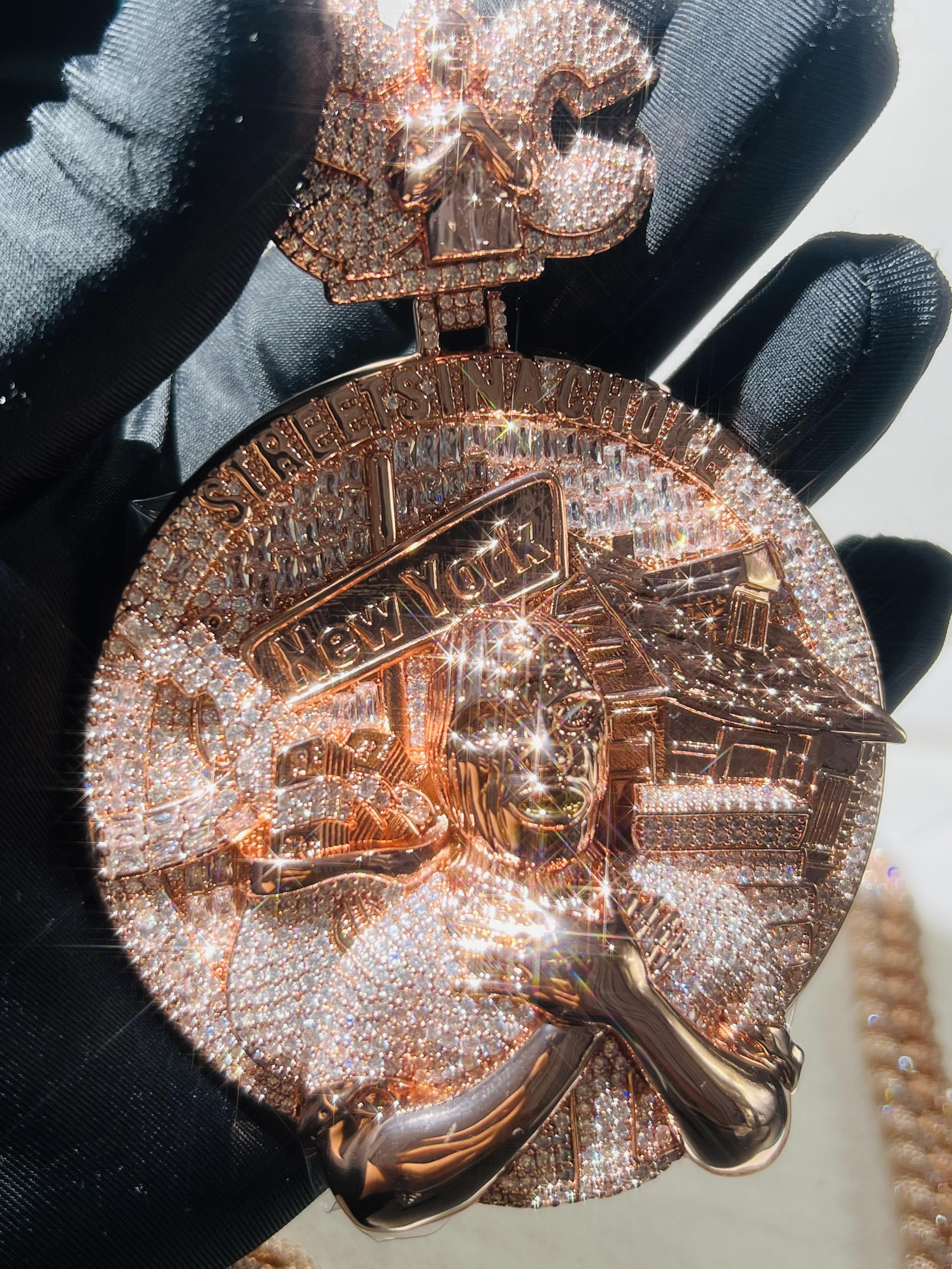 Custom 3D character design ice diamond pendant with claw setting craftsmanship, icy luxury, 18K gold-plated hip-hop style full crystal D VVS, unisex party accessory