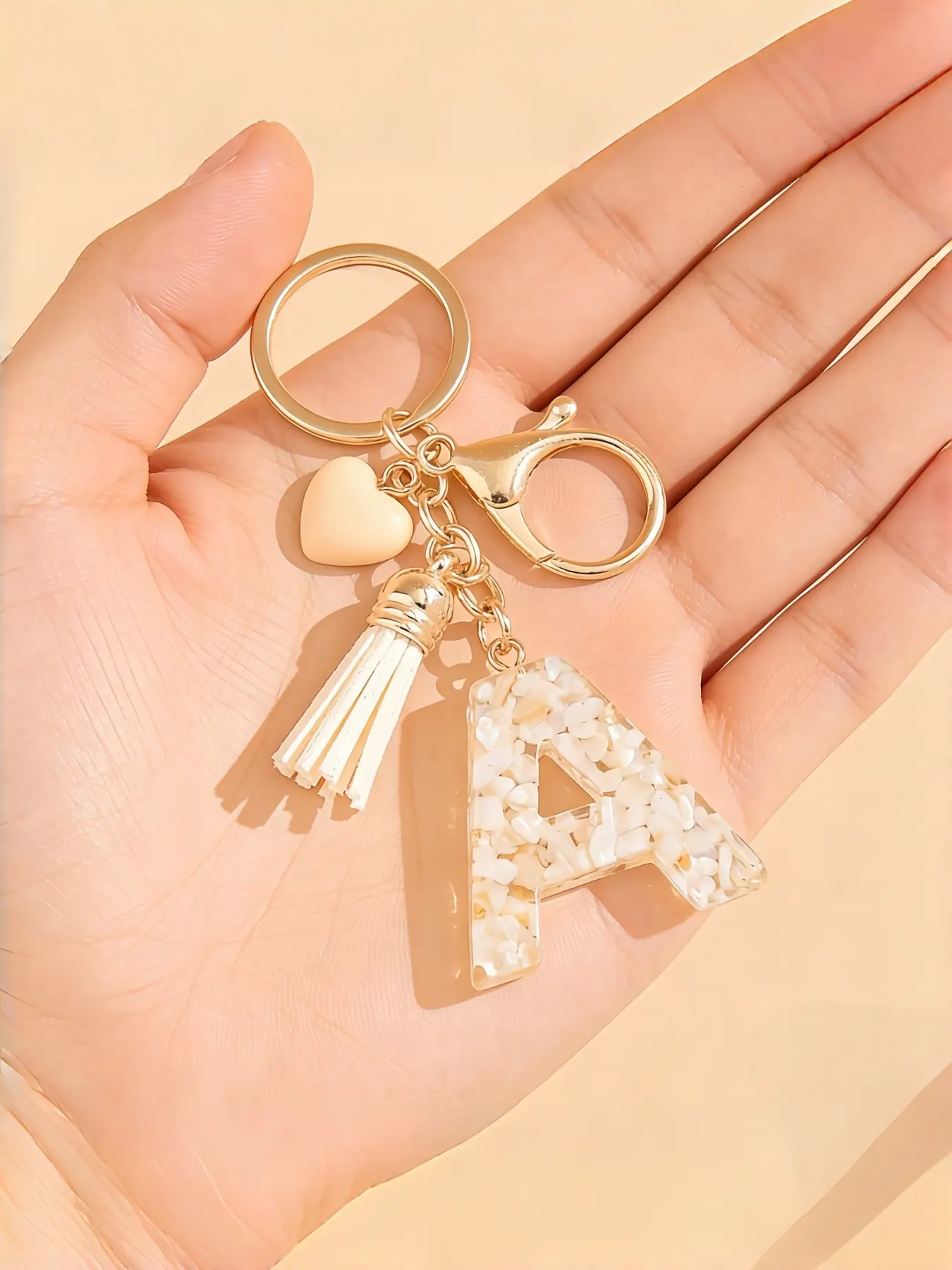Personalized Letter Keychain A-Z, Heart Shape Resin Keyring, Perfect Gift for Women, Bag Backpack Car Key Chain Accessory, Bag Charm Keychain, Heart Design Keychain, Heart Keychains, Keychain For Bags