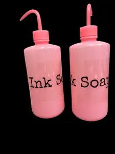 Pink 500ml squeeze bottle