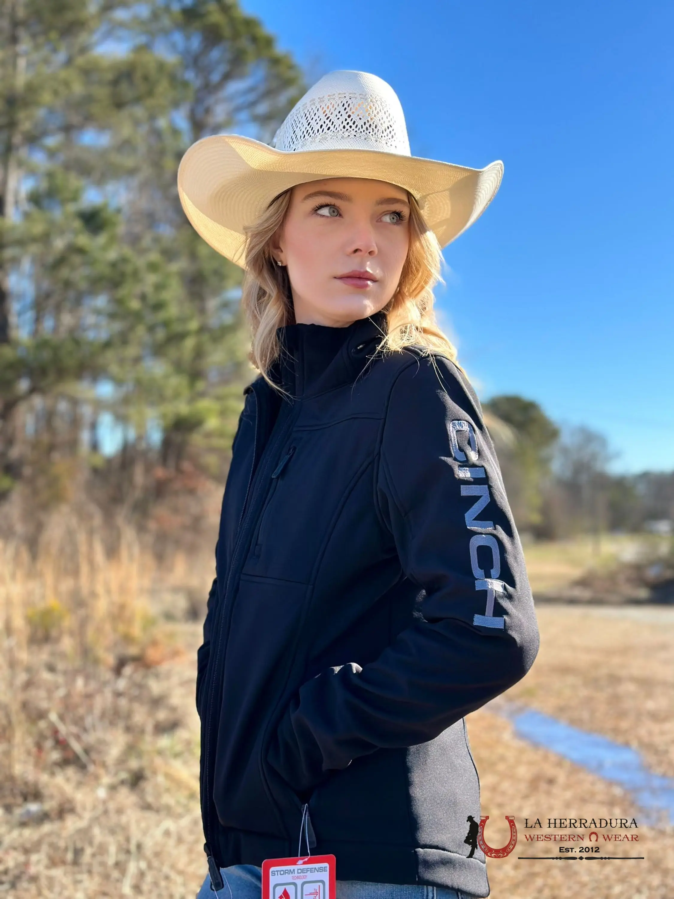 CINCH WOMEN BLACK WITH GREY LETTERS JACKET MAJ9866002