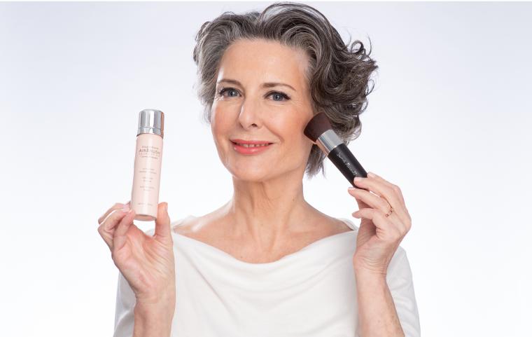 Jerome Alexander AirGlow Hydrating Illuminator – 3‑in‑1 Tinted Primer, Highlighter & Bronzer, Sheer Buildable Glow, Skincare‑Infused