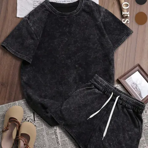 Women's Vintage Style Sportswear Set, Sporty Casual Set, Elegant Summer Casual Round Neck Loose Short Sleeve Top & Shorts, Suitable for Daily Commute