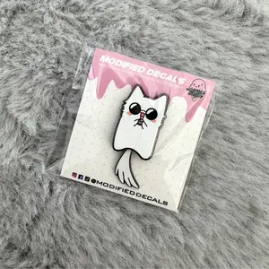 Gojo Kitty Pin - Jujutsu Kaisen Enamel Pin with Wagging Tail