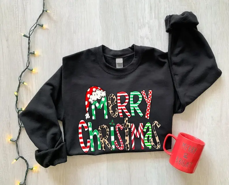 Gildan Sweatshirt, Christmas Sweatshirt, Womens Christmas Sweatshirt, Christmas Sweatshirts for Women, Christmas Gift Women,Merry Christmas Sweatshirt