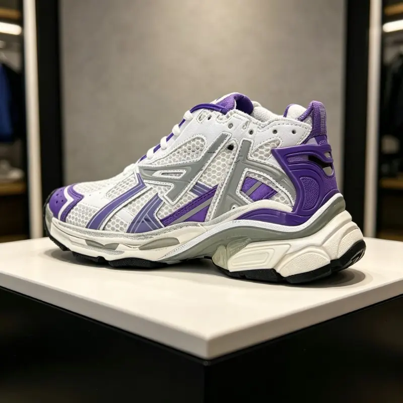 White Purple
Do not buy if you mind vintage dist3