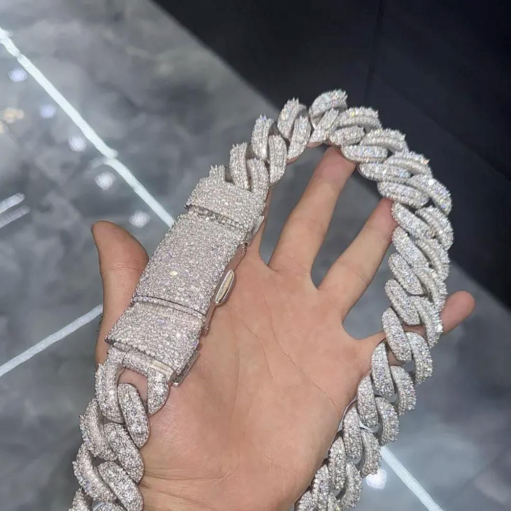 Heavy duty 18mm Cuban Chain VVS1 with Sandstone Bubble Diamond Miami Mosaic Set Customized Cuban Chain Luxury Ice Cold Hip Hop Style Jewelry Luxury Trendy Hip Hop Style Cuban Chain, Gift for Family and Friends