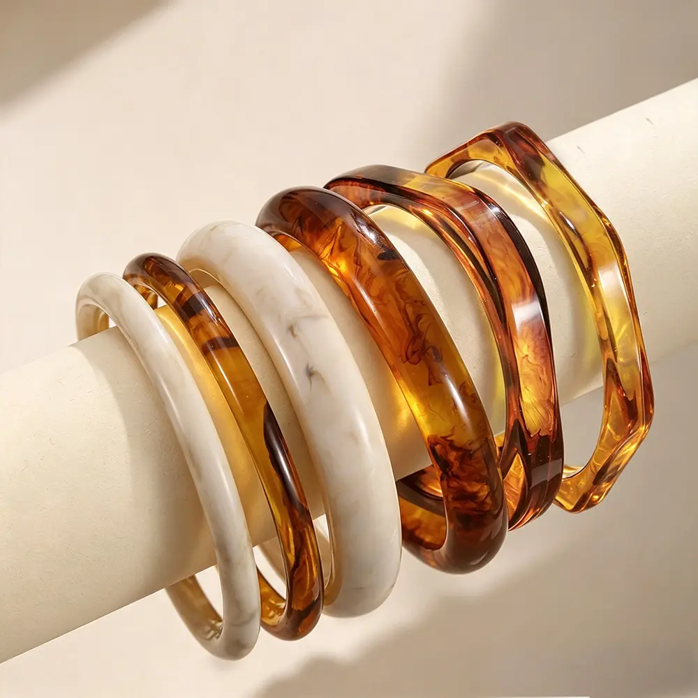 6PCS Acrylic Bangles Bracelets for Women, Geometric Acrylic Resin Wide Thin Bangle Bracelet, Geometric Wristbands, Plastic Bracelet for Women