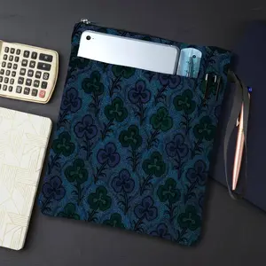 1PC Stylish Clover Pattern Print Book Cover with Zipper Closure - Book Protector & Storage Bag, Front Pocket for Students, Teachers, Office Supplies.