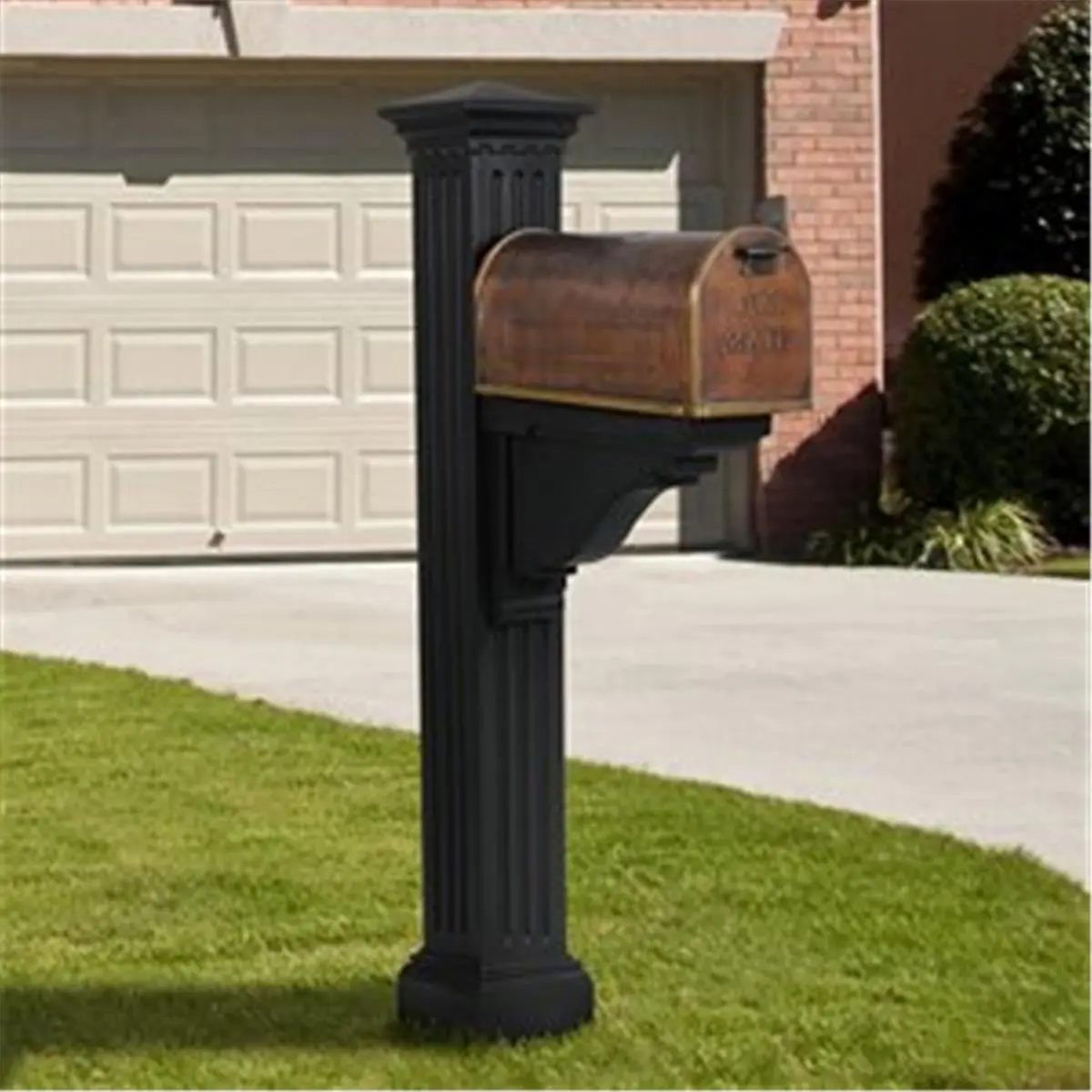 Mayne 5852B Manchester Mail Post - Black