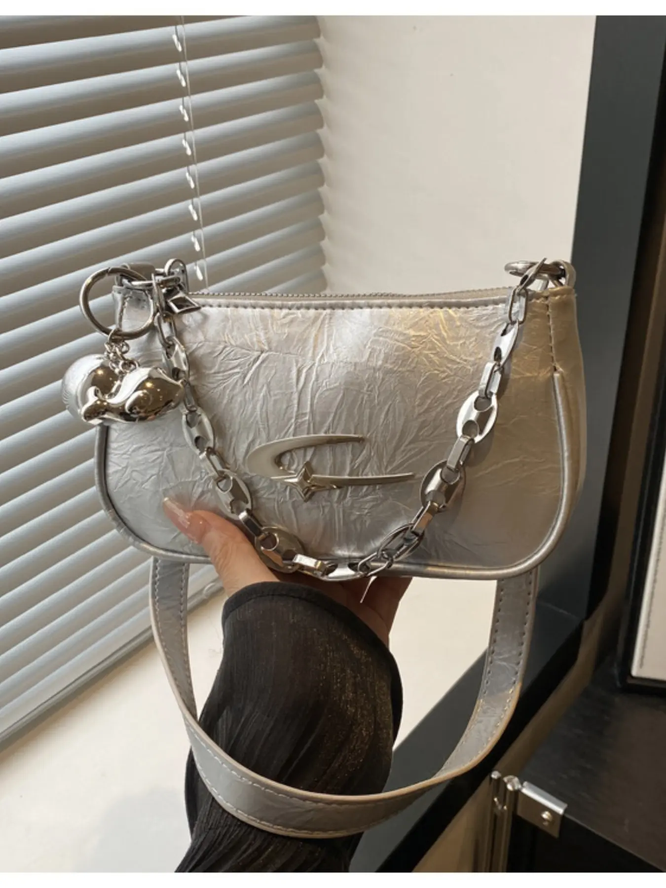 Y2K Punk Style Shoulder Clutch, PU Material Chain Print Bag, Crossbody Chain Bag, Multi-Color Metal Texture, Perfect for Casual Parties and Travel, Chic Chain Crossbody