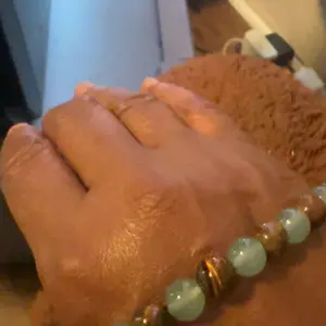 1pc Money Attraction Bracelet, Tiger Eye Green Aventurine Natural Bracelet, Luxury Jewelry Bracelet, Blue Friendship Beaded Jewelry, Protection Bracelet, Encouragement Gift, Fashion Artificial Bracelet, Colorblock Beaded Crystal Bracelet