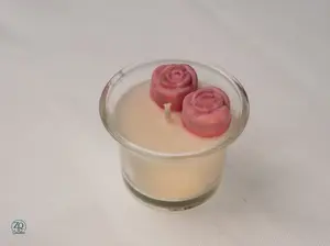ZQ Tiny Candle – 4 oz Soy Wax – Rose on Top