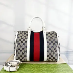 Pre-owned GUCCI Leather Shoulder Bags 12.60'' R1509 Shoulder Bag C9205154053 0422 T5 Betsy