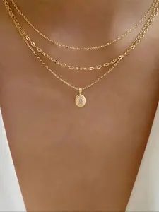 Elegant Women's Necklace Set, 3-Piece Oval Shape Design, Lip-Shaped Chain Layered Style, Gift Box Included, Perfect for Gifting, Layered Necklaces