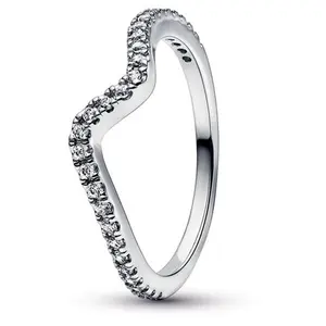 Pandora Sparkling Wave Ring 192539C01-52