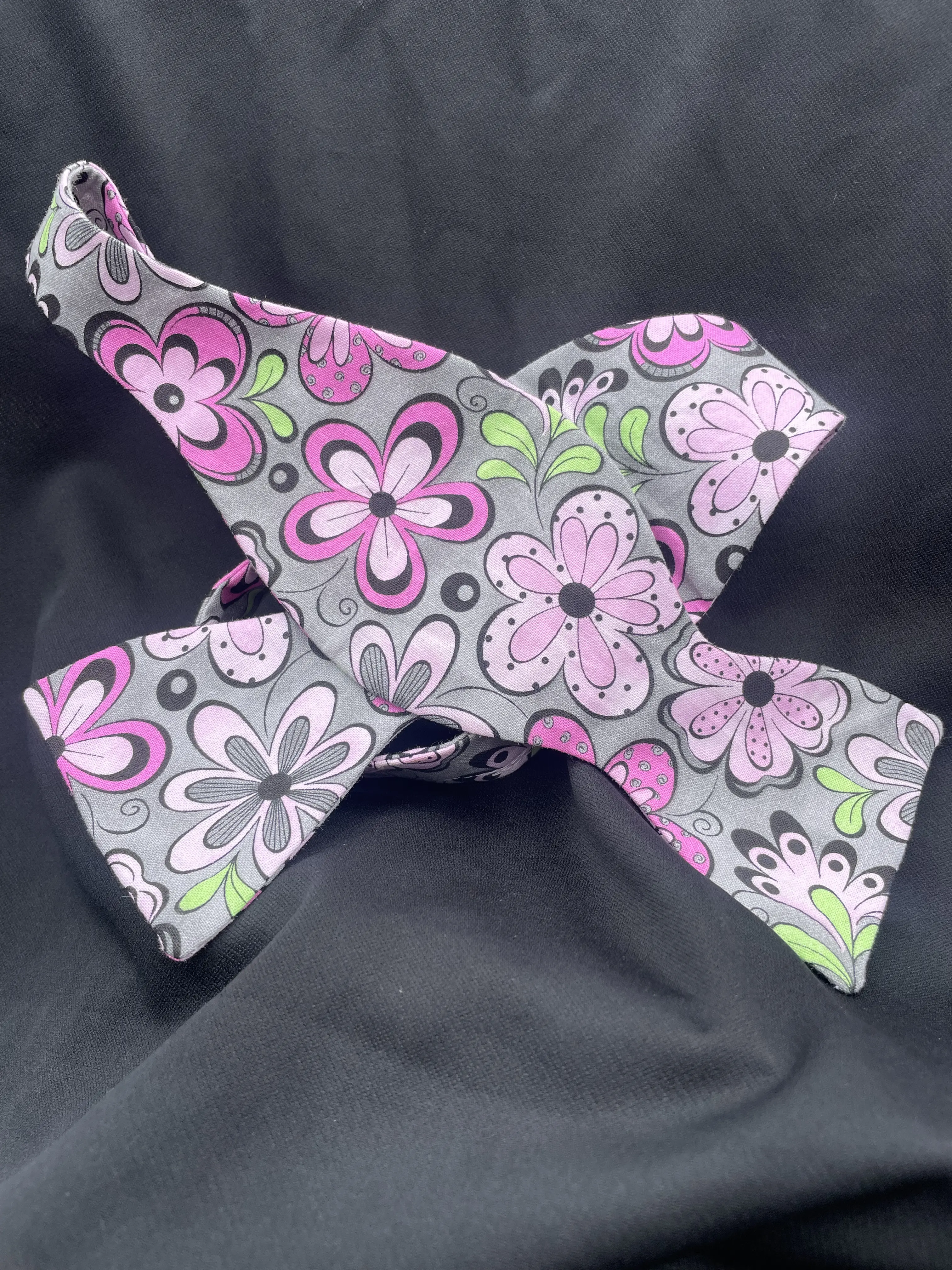 "Fuchsia Firework” Bow Tie - Handcrafted