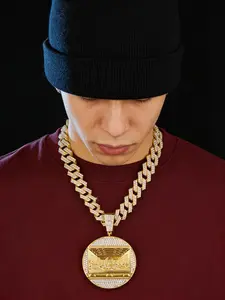 Full Iced Out Last Supper Pendant | Cubic Zirconia Inlaid | Rapper's Go-To Necklace | American Streetwear Must-Have Clavicle Chain | Hip-Hop Accessory with Unmatched Swag