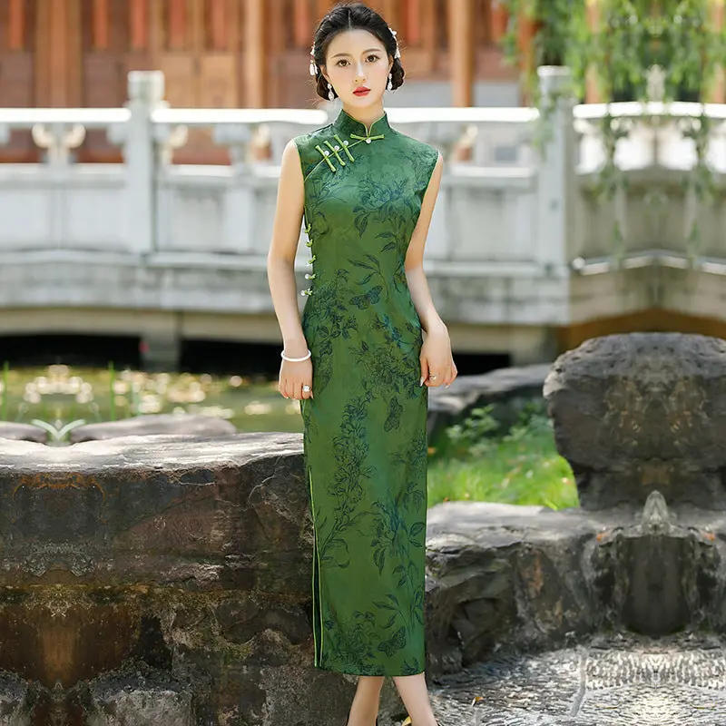 Emerald Botanical Qipao Dress | Neo-Chinese Cheongsam, Modern Oriental Dress, Elegant Evening / Daily Wear