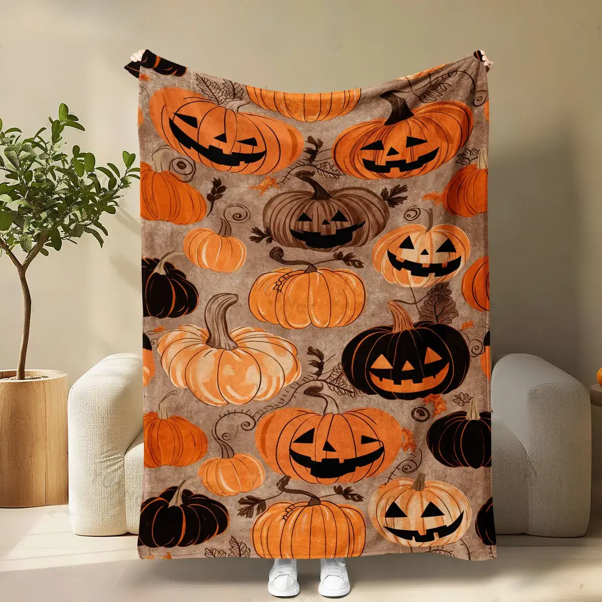 Atmospheric 280g Halloween-themed flannel soft comfy blanket with cartoon pumpkin and ghost patterns, sofa throw blanket, bedroom air conditioning blanket Fleece Scooby campingessentials