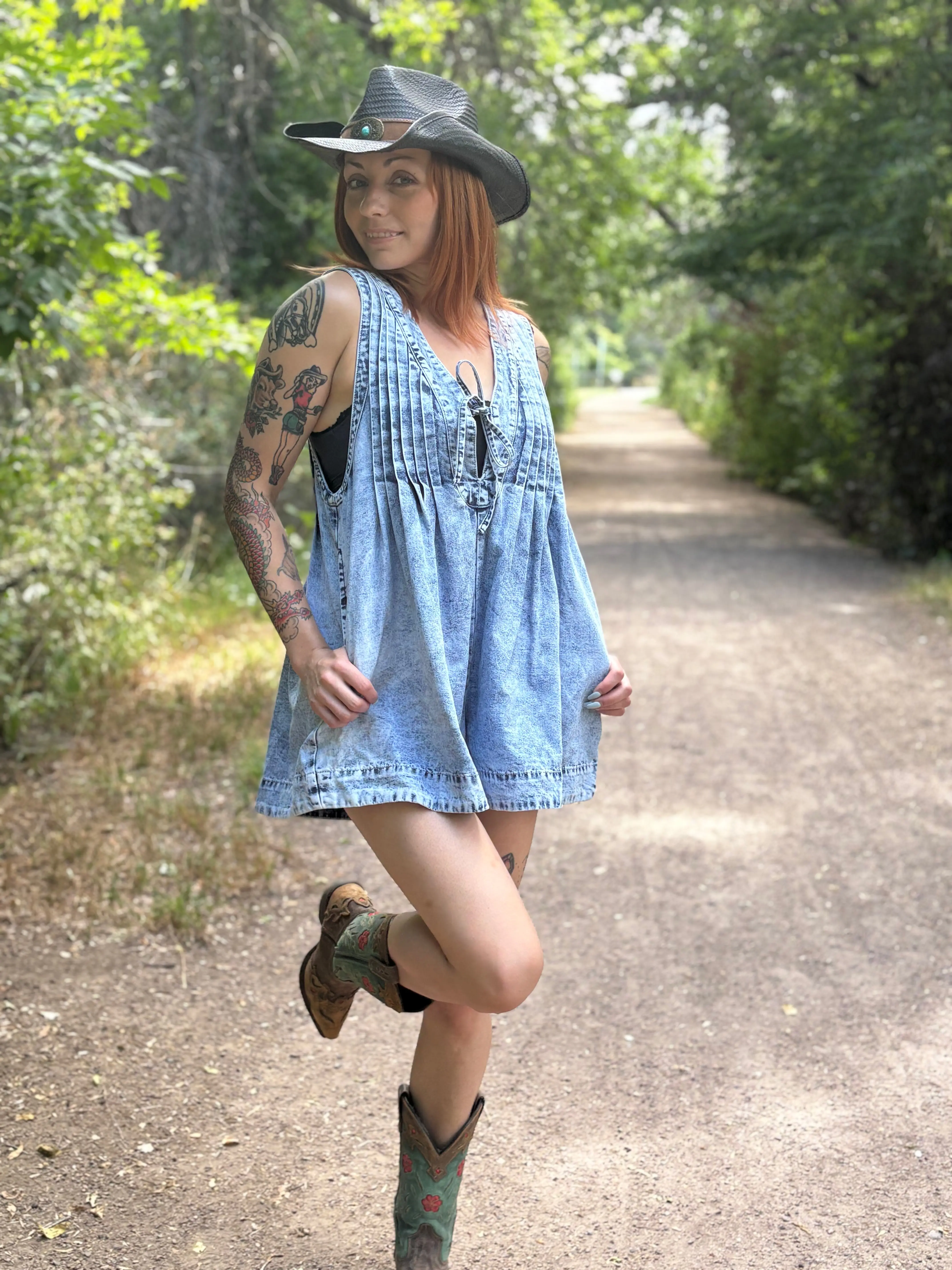 Western Boho Front Pleated V Neck Sleeveless Denim Romper