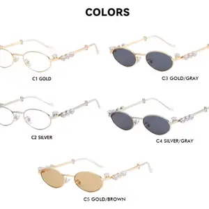 Diamond-Embellished Fashion Glasses