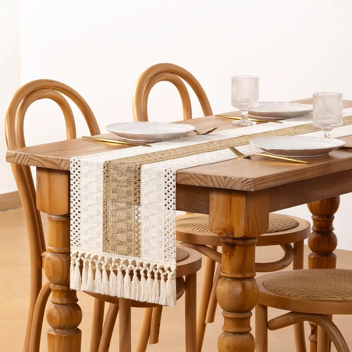 Macrame Table Runner Farmhouse Style, Natural Burlap Boho Woven Crochet Lace Table Runner with Tassels, Rustic Cotton Table Decor for Wedding Dinner Bohemian Home Decor,