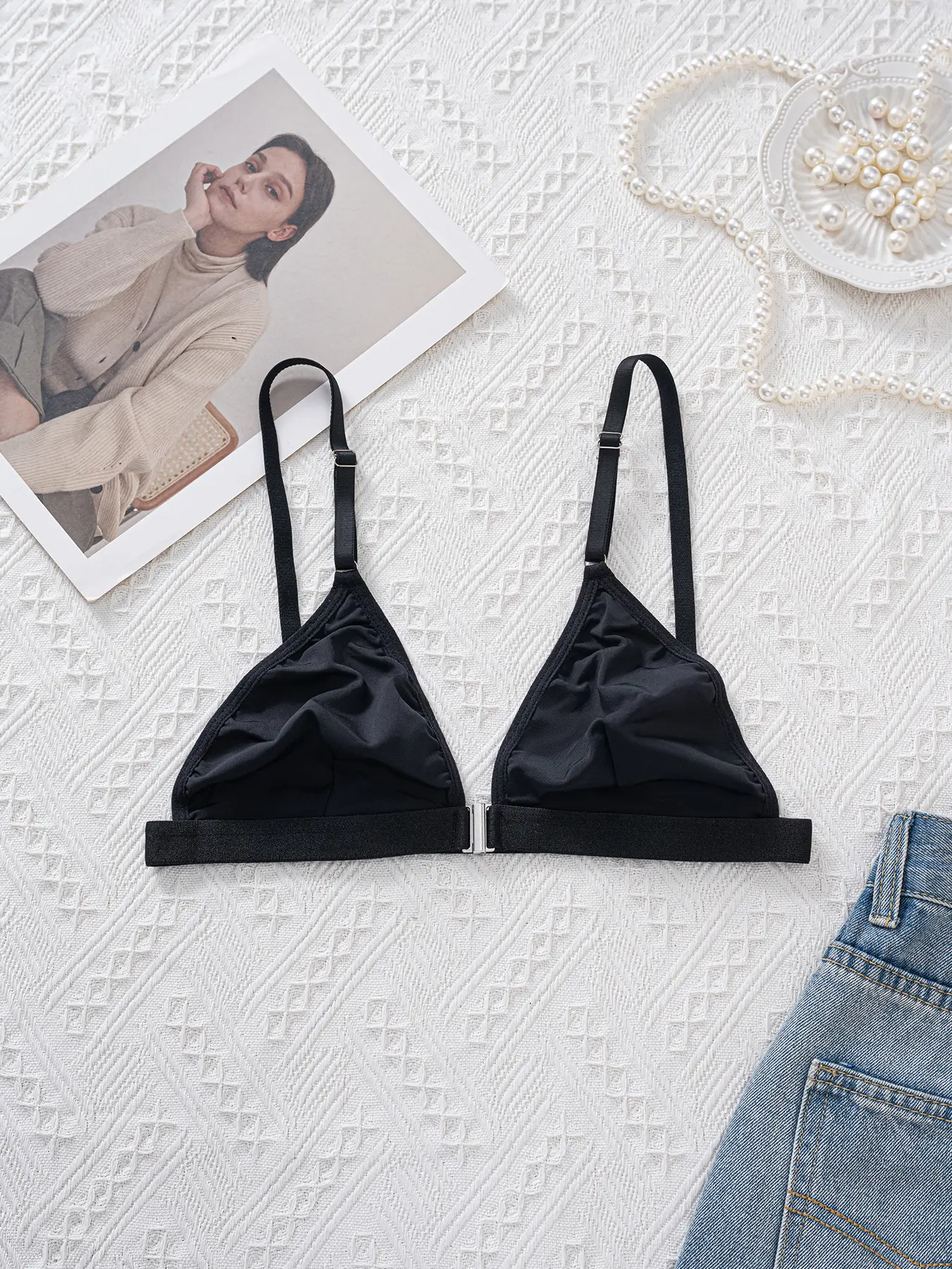 Women's Thin Lace Bra, Sexy Triangle Cup Front Buckle, Daily Date Wear, Medium Support, Fitted, Plain Pattern, All Seasons