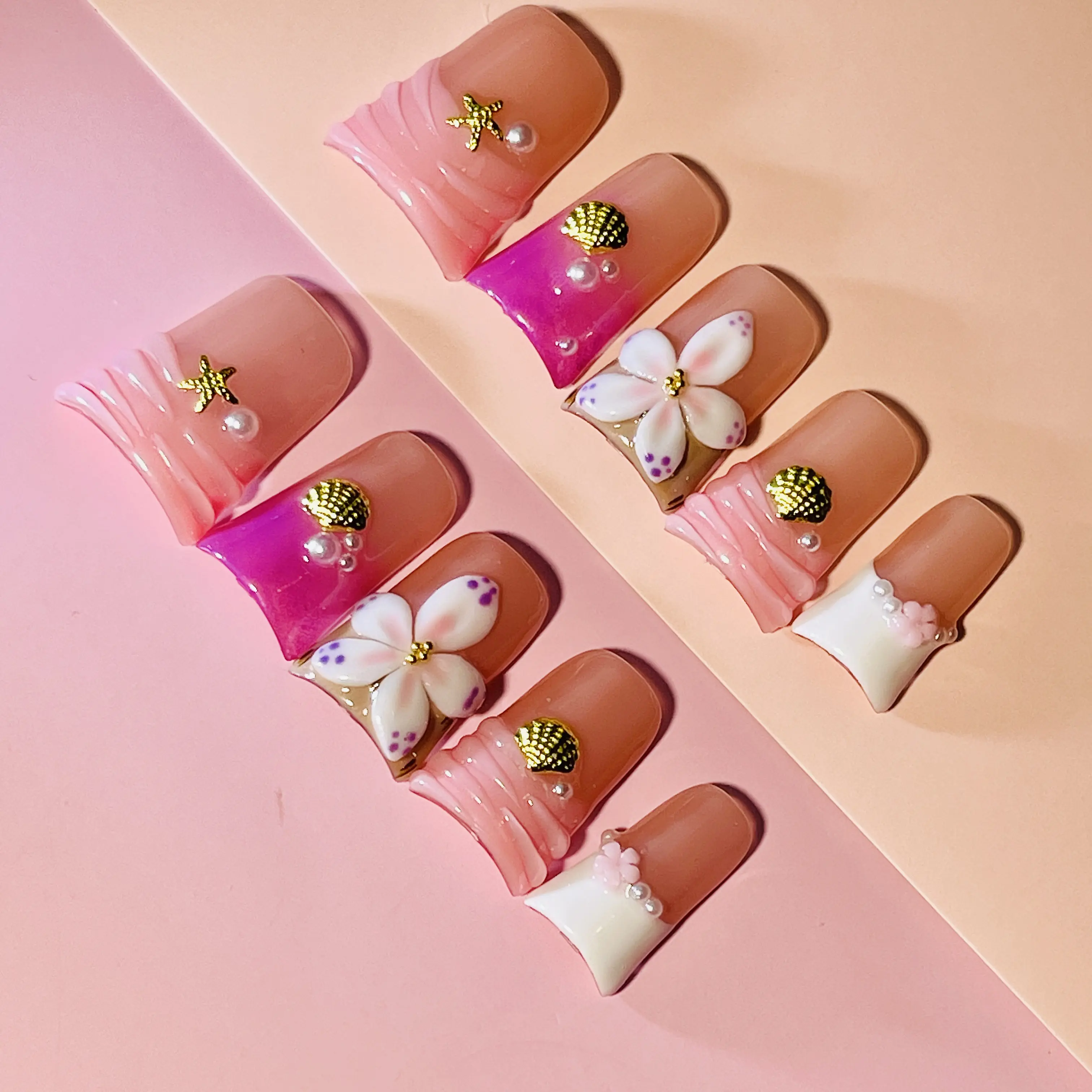 Press-on Nails, 10 PCS Handmade Duckbill 3D Flower Nail Art Kit with Glitter Bows, Seashell Accents, and Rhinestones, Acrylic Press On Nails