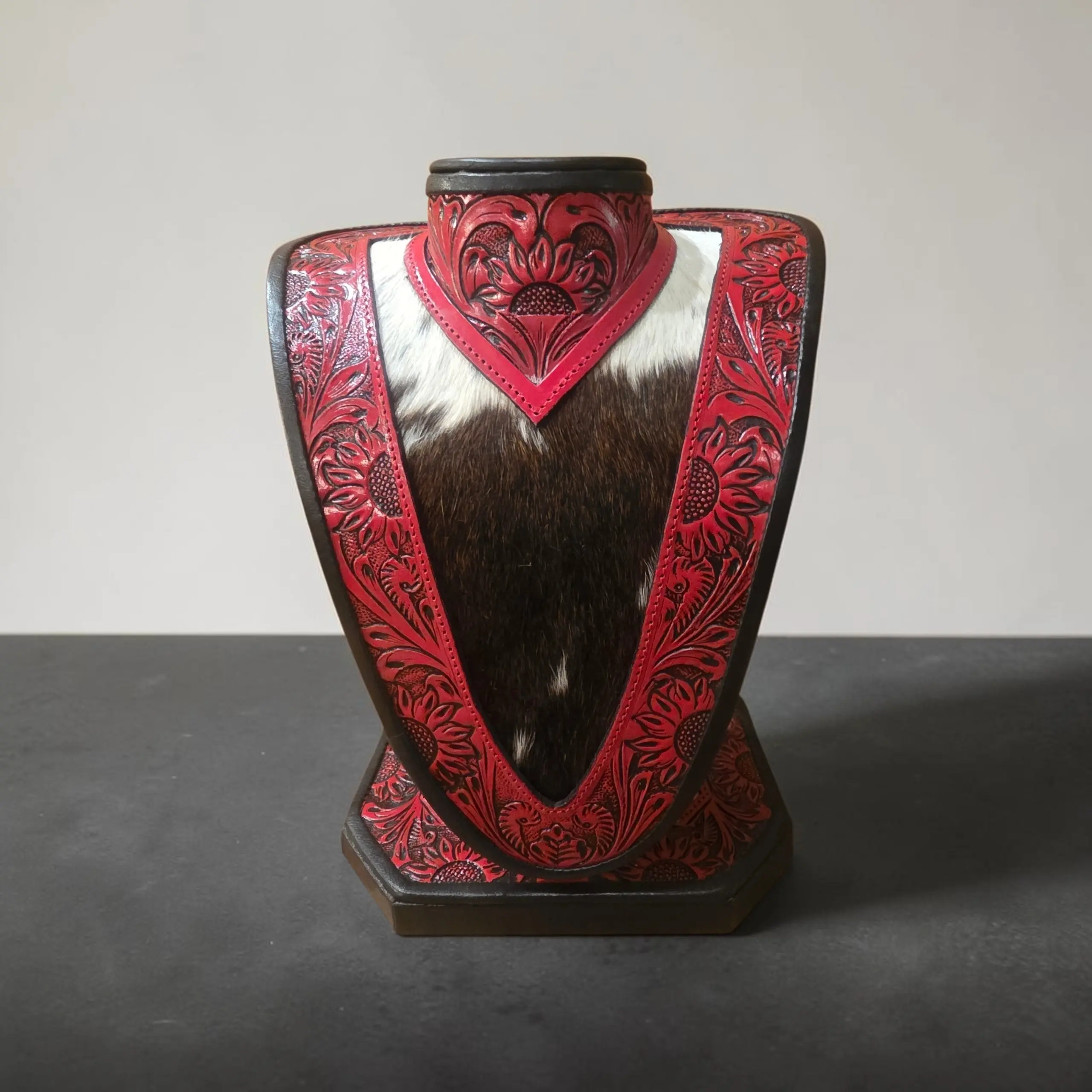 Leather Hand Organiser Necklace Display, Home Supplies Jewelry Storage & Organization Solution