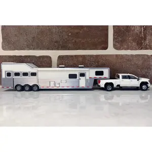 1/64 White 4H 17' 8" LQ Trailer (High Detail)
