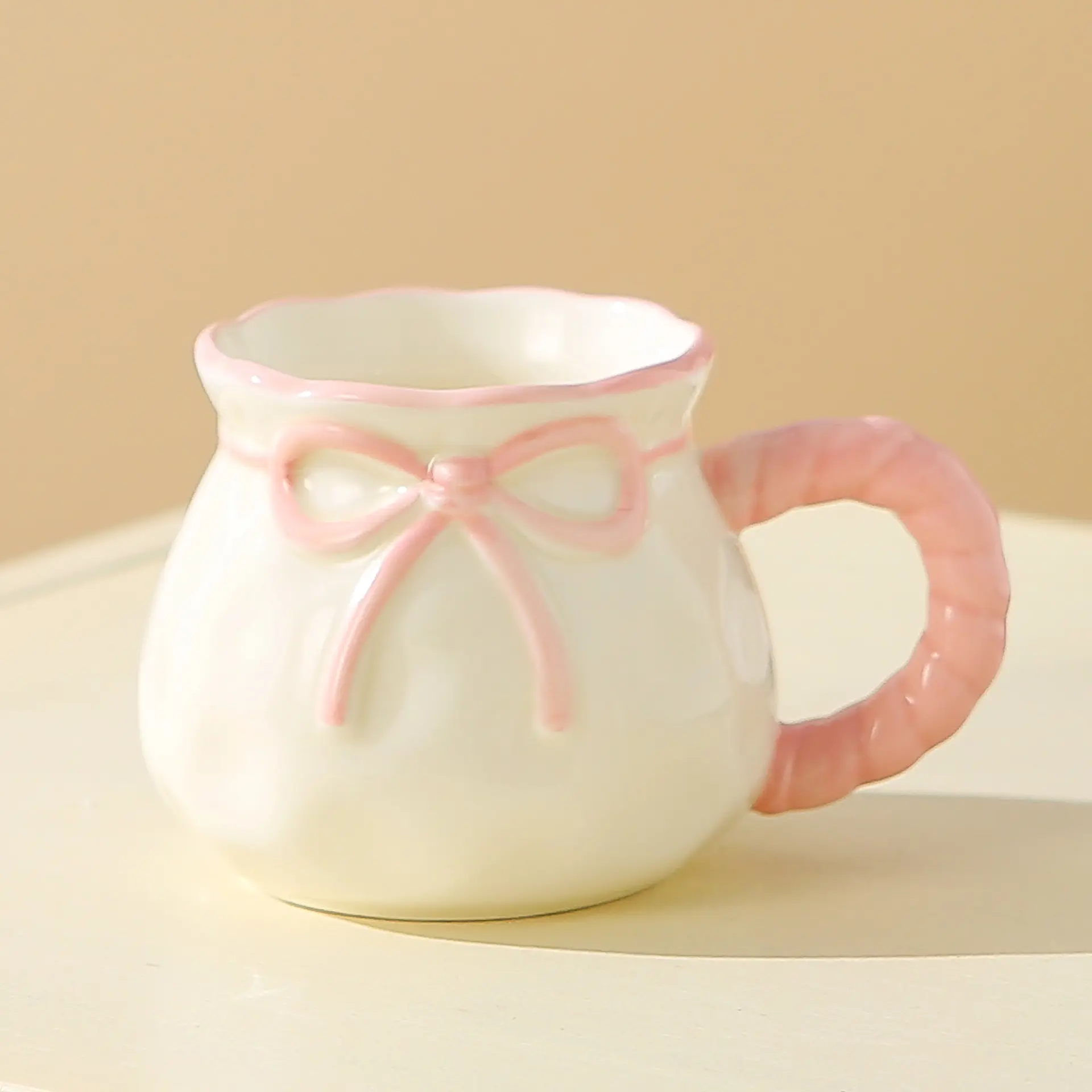 High-Value Ceramic Mug with Lid & Bow Design, Romantic Couple Water Cup, Large Capacity Coffee Breakfast Cup for Home Use, Drinking Mug, Ceramic Coffee Mugs