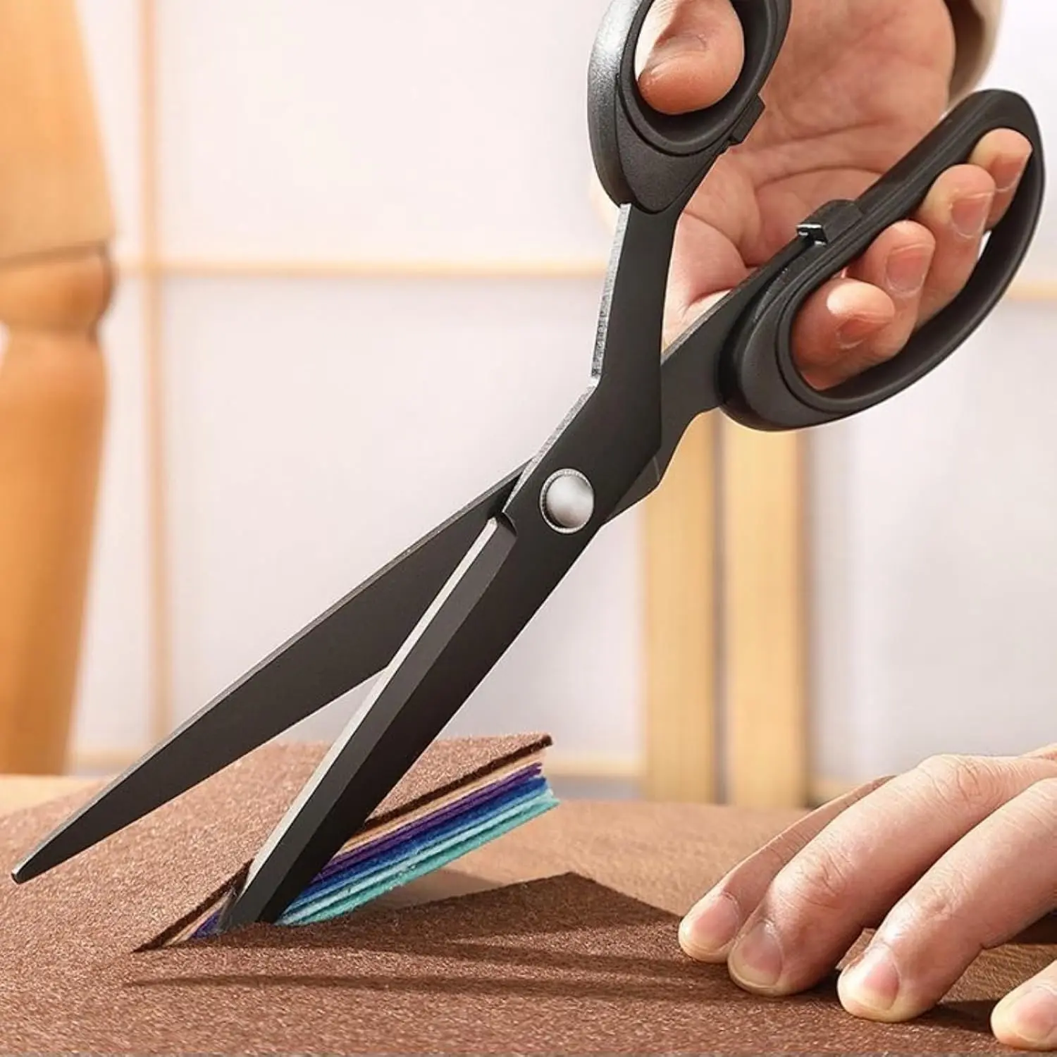 Professional Pinking Shears - Multi-Purpose Hand Tool for Clothing DIY Fabric Cutting, Leather Sewing, Scissors
