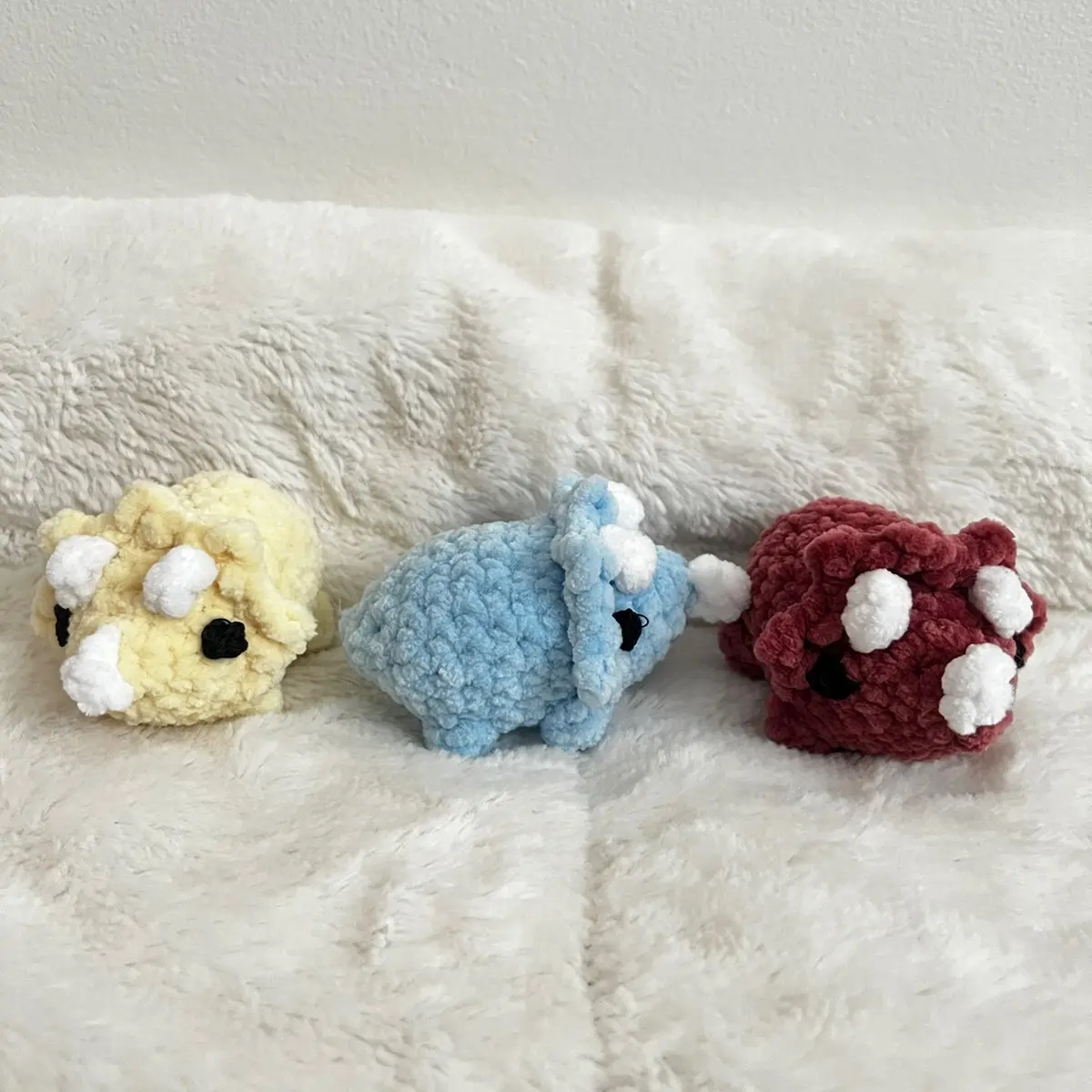 Crochet mini triceratops Crochet mini triceratops