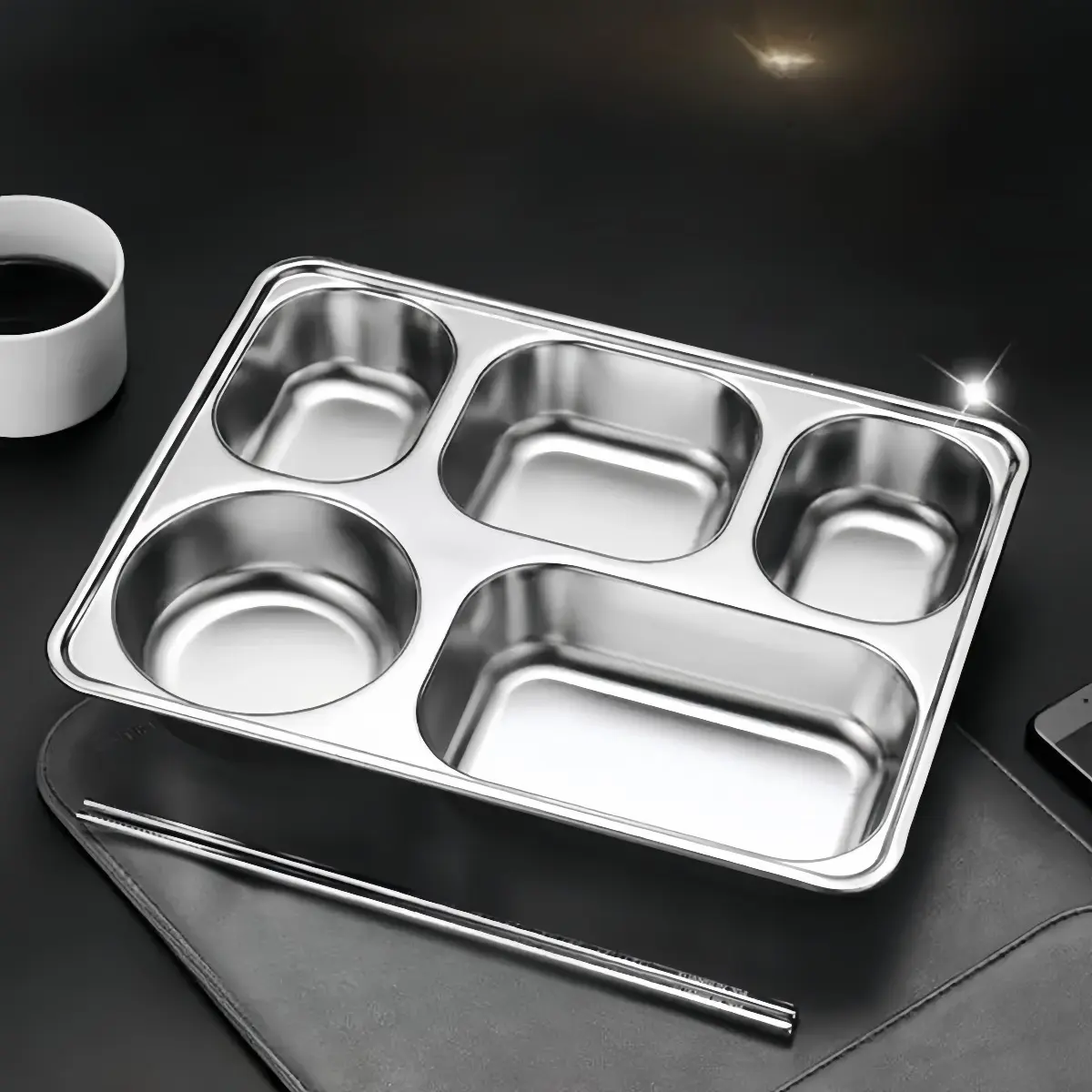 Food Grade 304 Stainless Steel 5 Section Tray, Heavy Duty Divided Fast Food Tray, Divider Plate, Serving Plate for School Restaurant and Home, Durable Smooth Metal Tableware, Cafeteria Lunch Tray, Kitchen Food Service Supply
