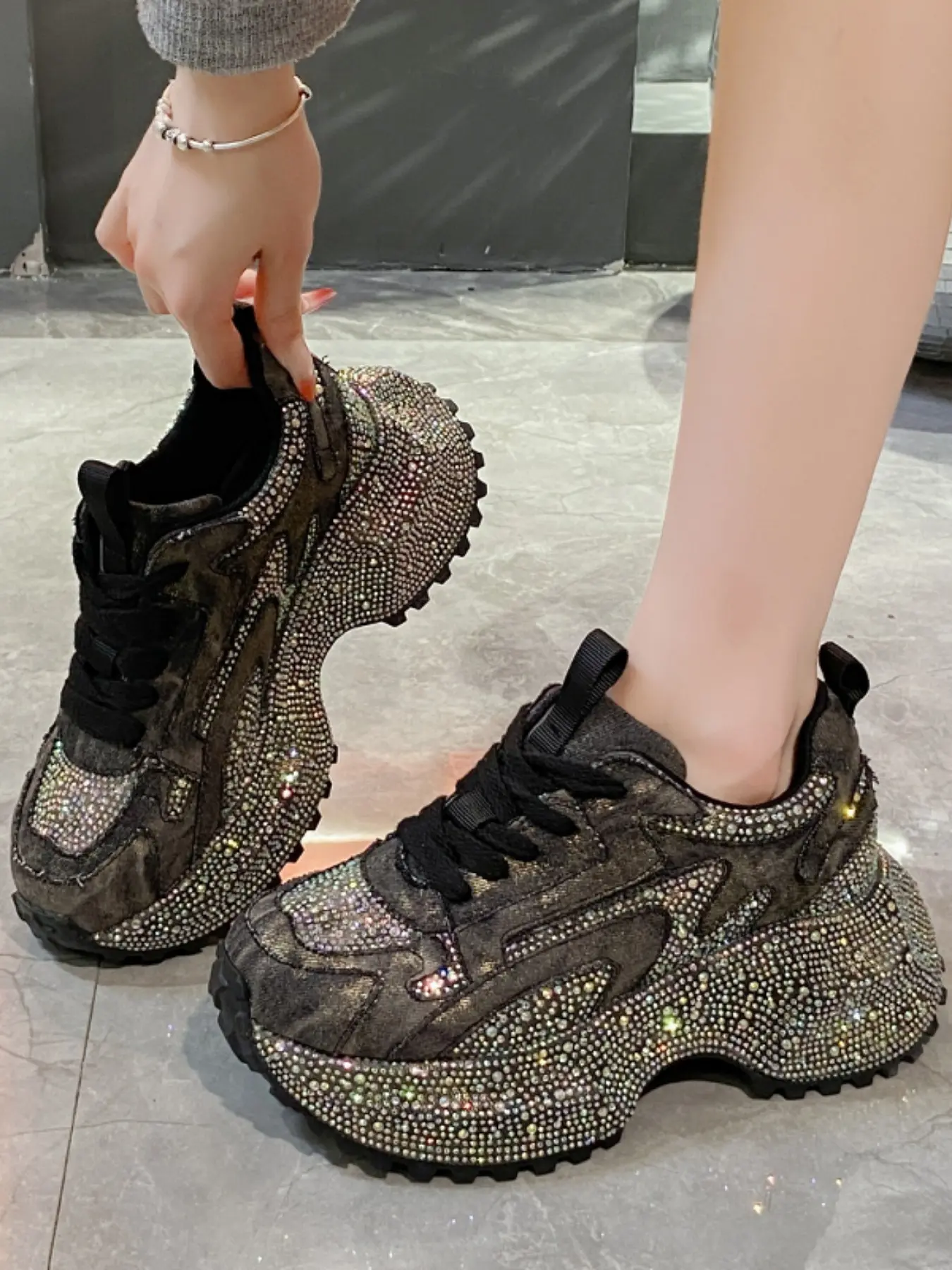 Trendy Thick Sole Dad Sneakers, Unisex Design, Elevates Height & Slims Legs, Versatile Retro Style Footwear, Perfect for Casual Wear