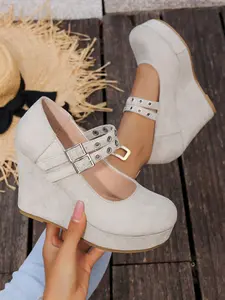 Vintage Punk Style Metal Buckle Wedge Shoes, Round Toe Waterproof Heeled Single Shoes, Versatile Women's Fashion Footwear